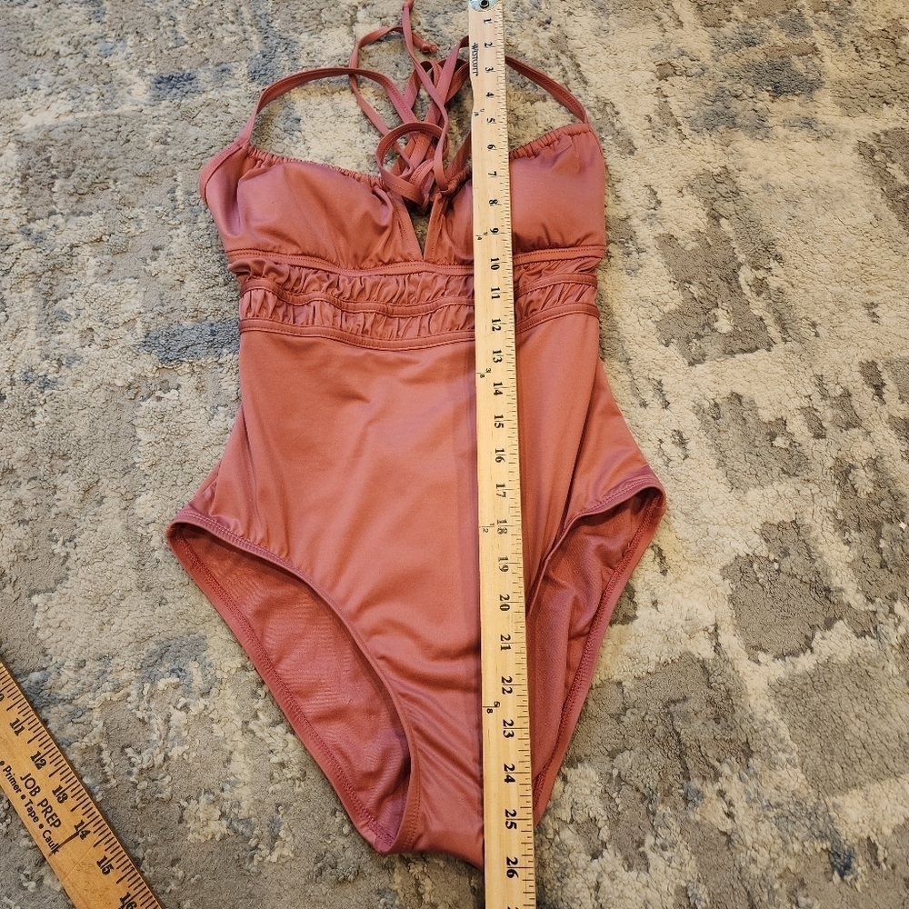 Kona Sol Pink one piece swimsuit. Like new. - Picture 12 of 13